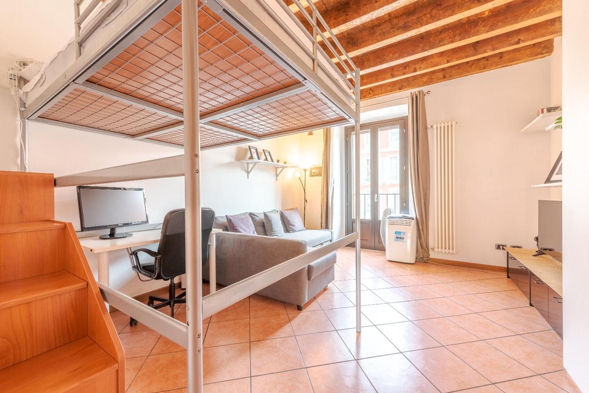 Guest Planet - Rosso Milano Apartment - Navigli Area Bagian luar foto