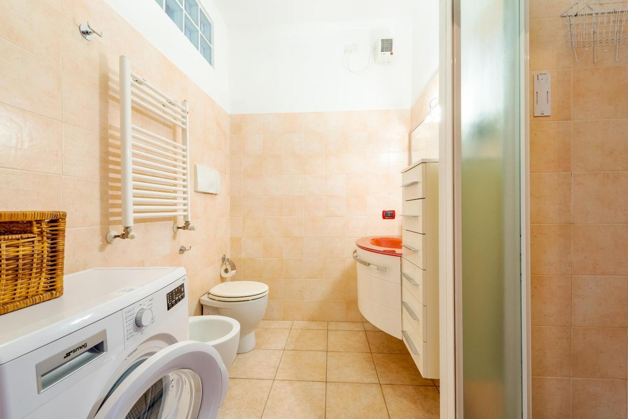 Guest Planet - Rosso Milano Apartment - Navigli Area Bagian luar foto