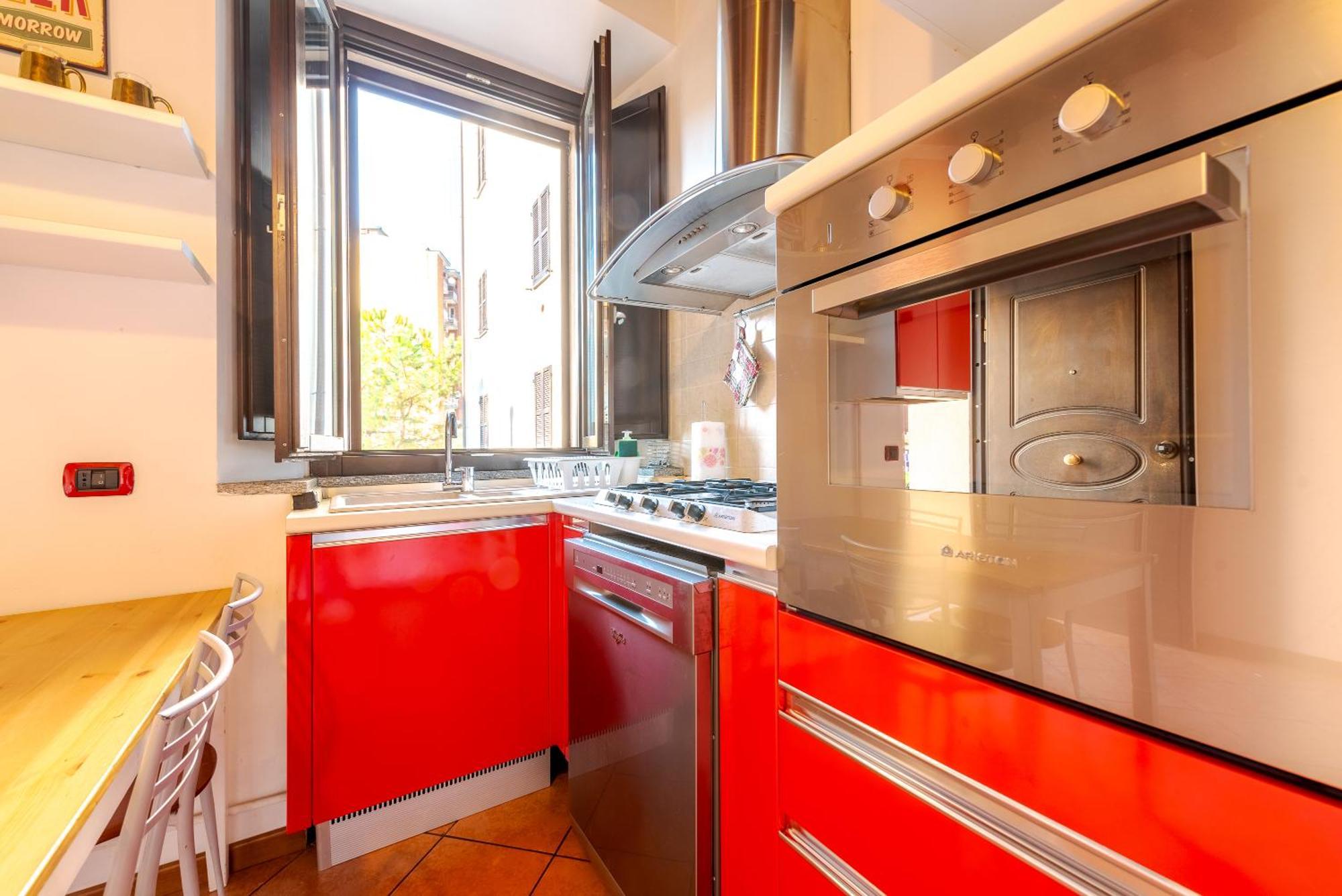 Guest Planet - Rosso Milano Apartment - Navigli Area Bagian luar foto